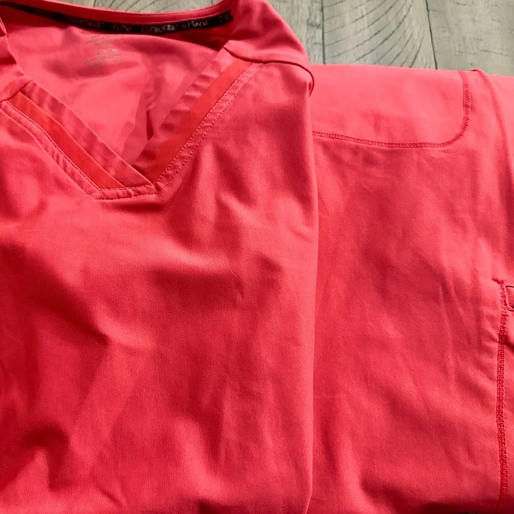 Cherokee Form Scrubs Orange Terracotta Set - Picture 3 of 3